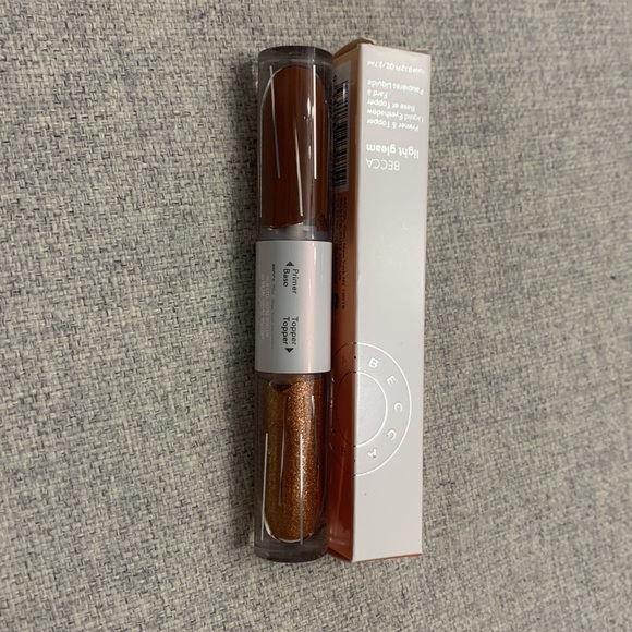 Becca light gleam (red star) - Picture 3 of 6